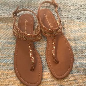 NWOT American Eagle by Payless Gold Sandals
